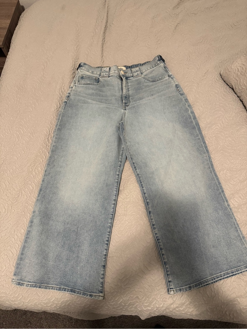 UpWest Light Wash Wide-Leg High-Rise Jeans